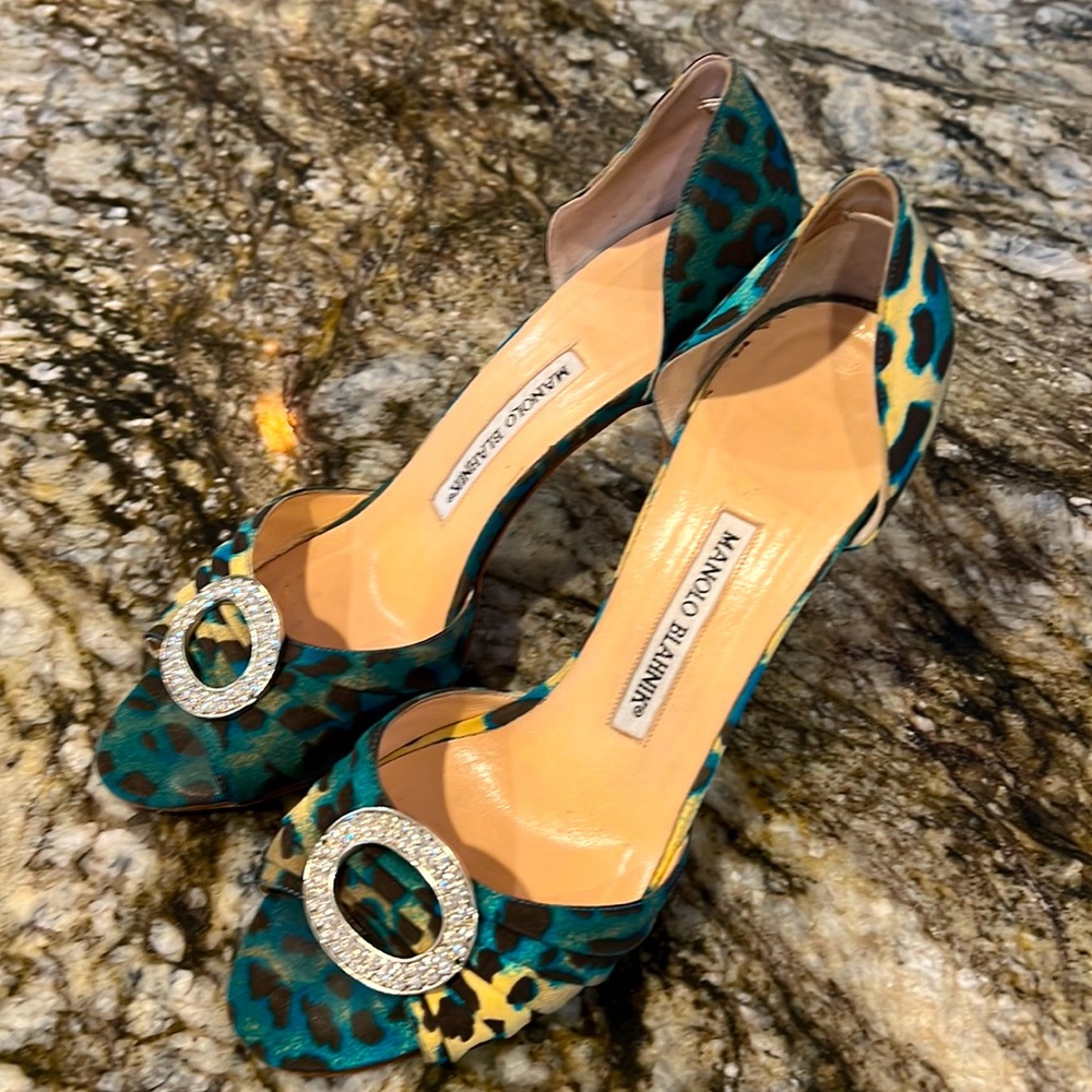 Gorgeous, green and yellow leopard print heels. Manolo Blahnik - 38.